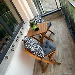 Metalex Garden 2bdrm Luxury Апартамент