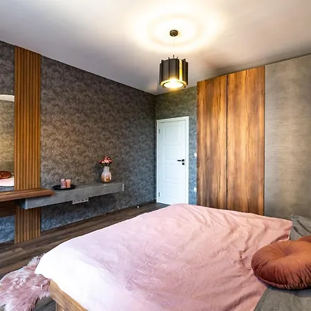 Metalex Garden 2bdrm Luxury Διαμέρισμα *
