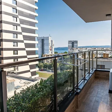 Διαμέρισμα Metalex Garden 2bdrm Luxury Βάρνα