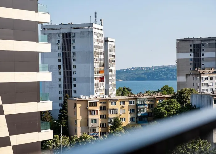 Apartman Metalex Garden 2bdrm Luxury Várna