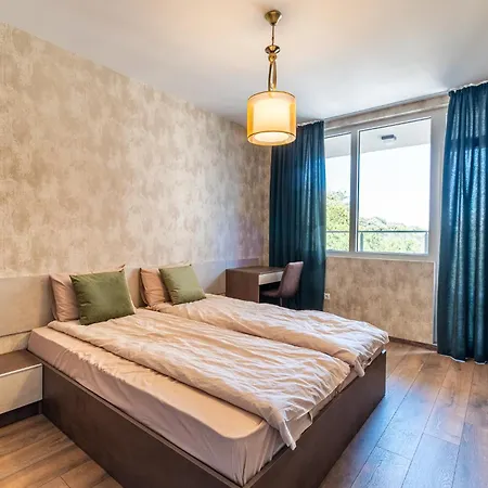 Apartment Metalex Garden 2bdrm Luxury