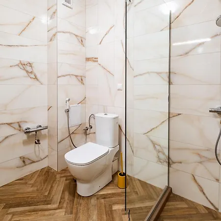 Apartment Metalex Garden 2bdrm Luxury Warna