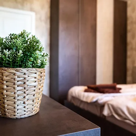 Appartamento Metalex Garden 2bdrm Luxury