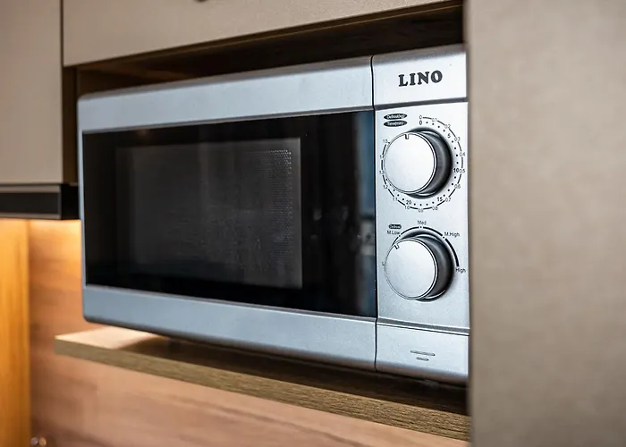 Metalex Garden 2bdrm Luxury Apartment *