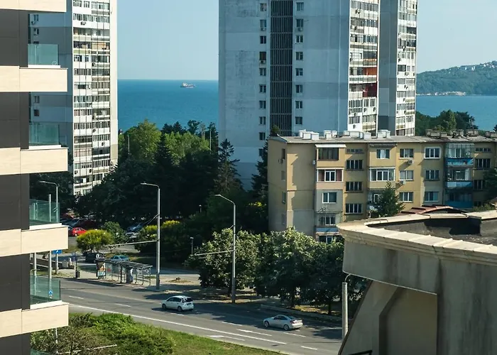 Metalex Garden 2bdrm Luxury Apartment Varna