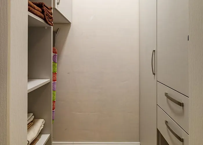 Metalex Garden 2bdrm Luxury * Varna