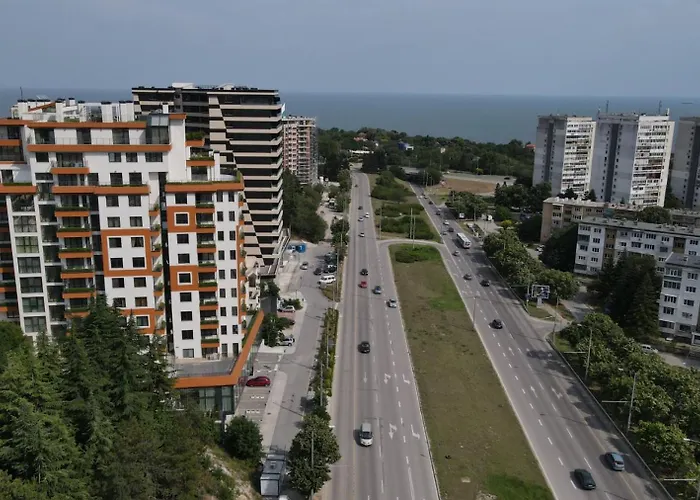 Metalex Garden 2bdrm Luxury Varna